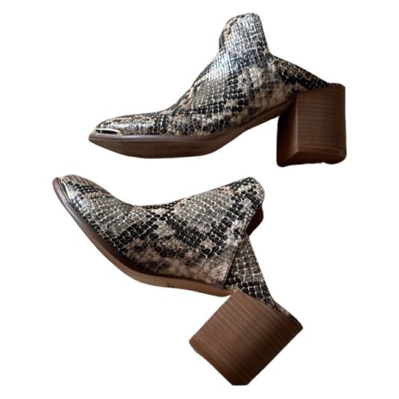 Report Barrie Womens Multicolor Snakeskin Block Heel Mule Size 8.5 - Picture 2 of 11